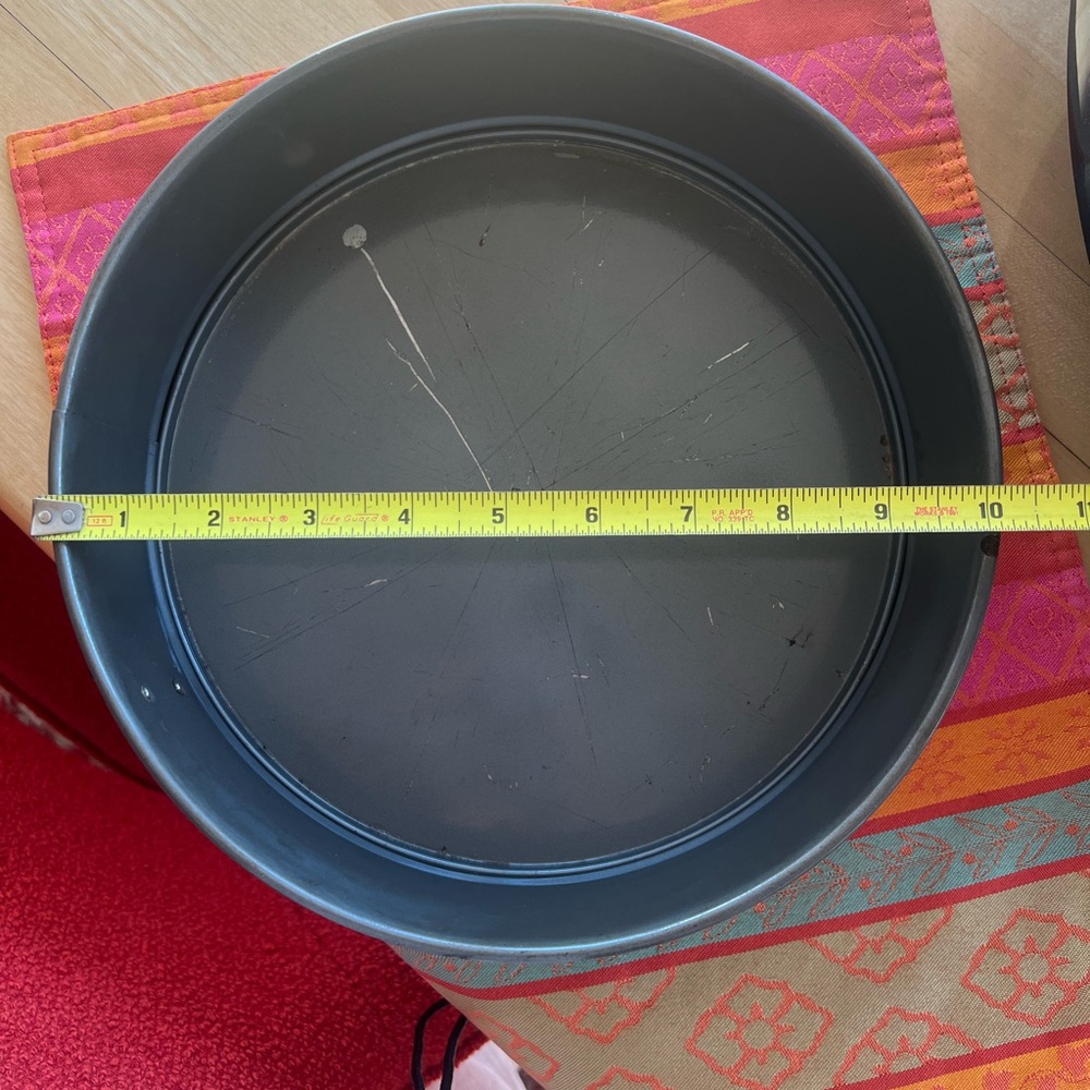 Nonstick Round Springform Cake Pan - Gray